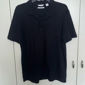 Men’s Calvin Klein shirt
